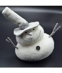 Снеговик в шляпе